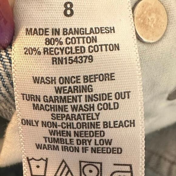 Aeropostale High Rise Shorty Shorts Women’s Size 8 Cherry & Daisy Distressed - Picture 6 of 6